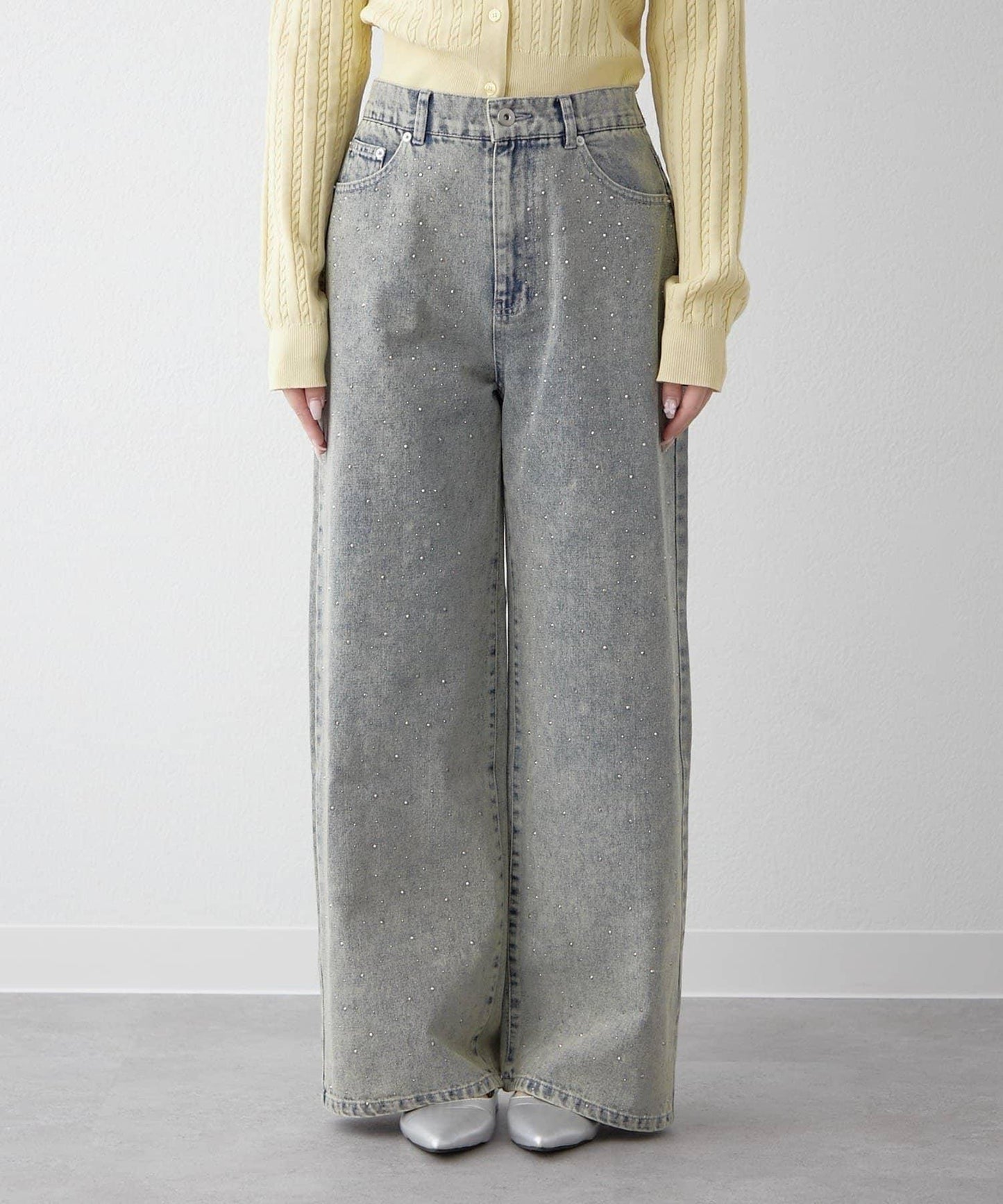 美麗剪裁鑲鑽牛仔褲