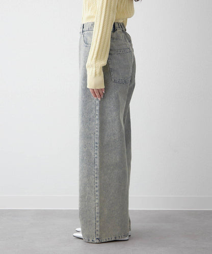 美麗剪裁鑲鑽牛仔褲