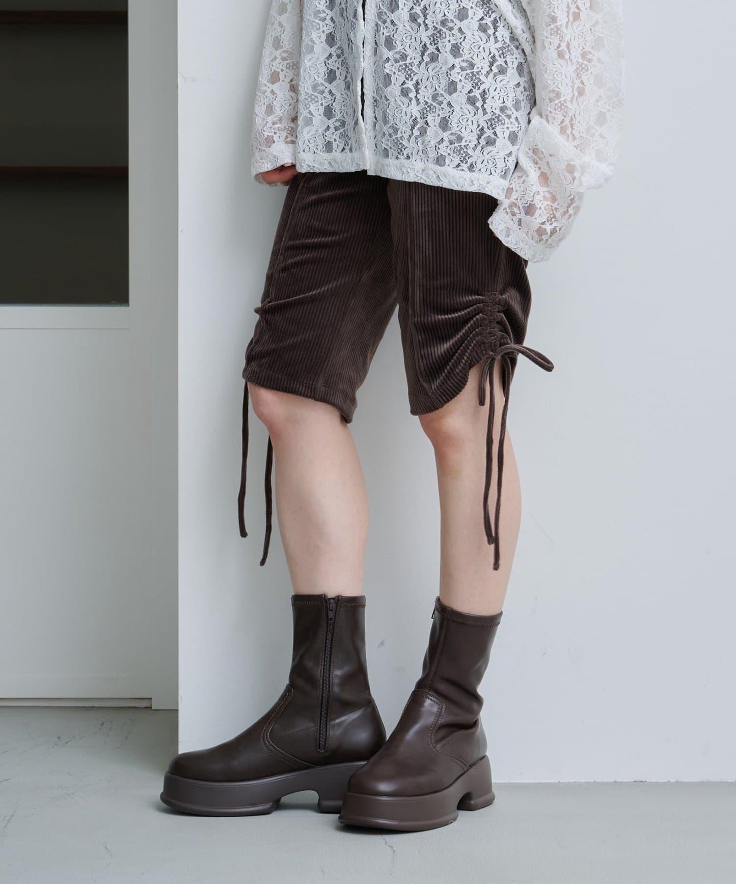 剪裁天鵝絨騎行褲