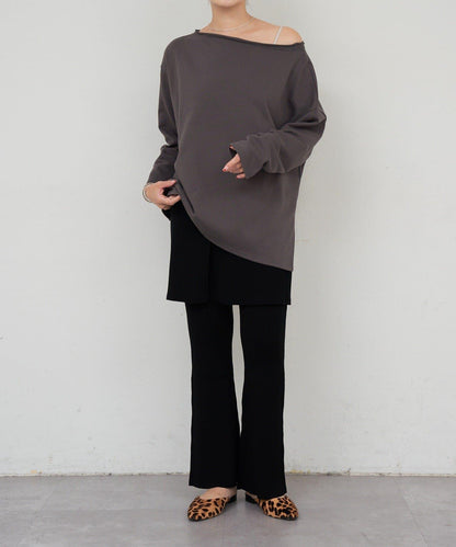 側開叉一字肩衛衣