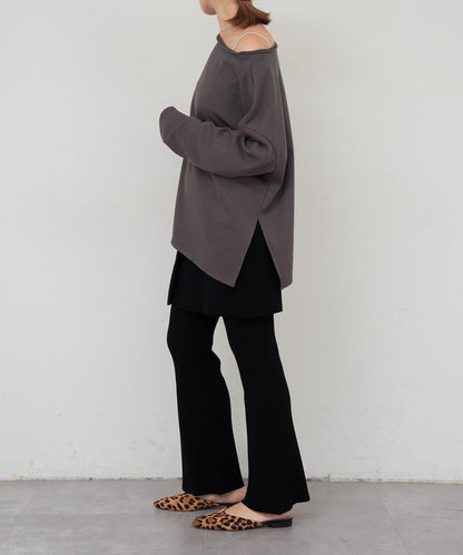 側開叉一字肩衛衣