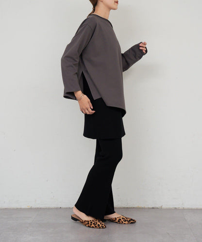 側開叉一字肩衛衣