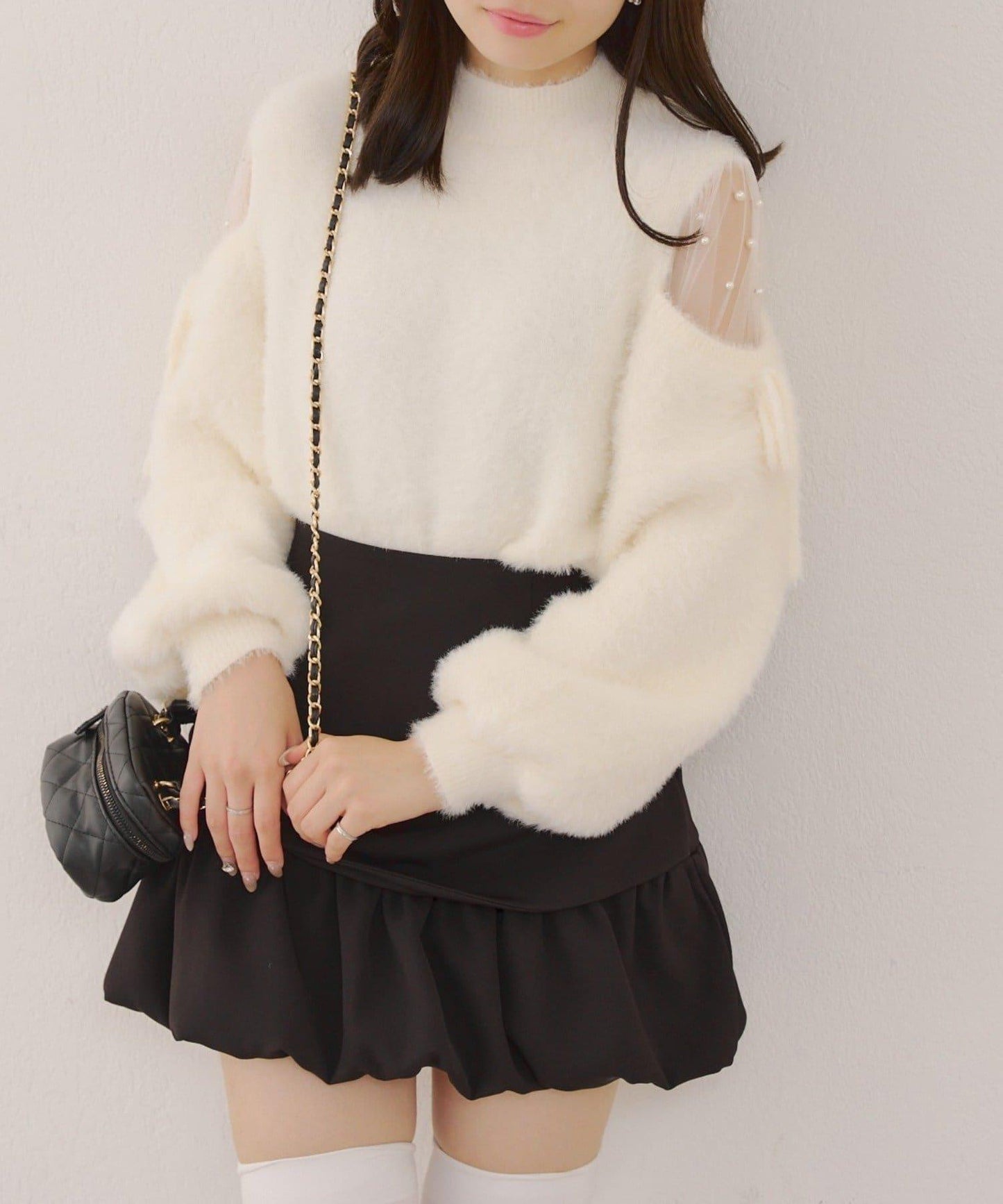 約會或應援活動首選【RMAF】顯身材露膚珍珠針織衫