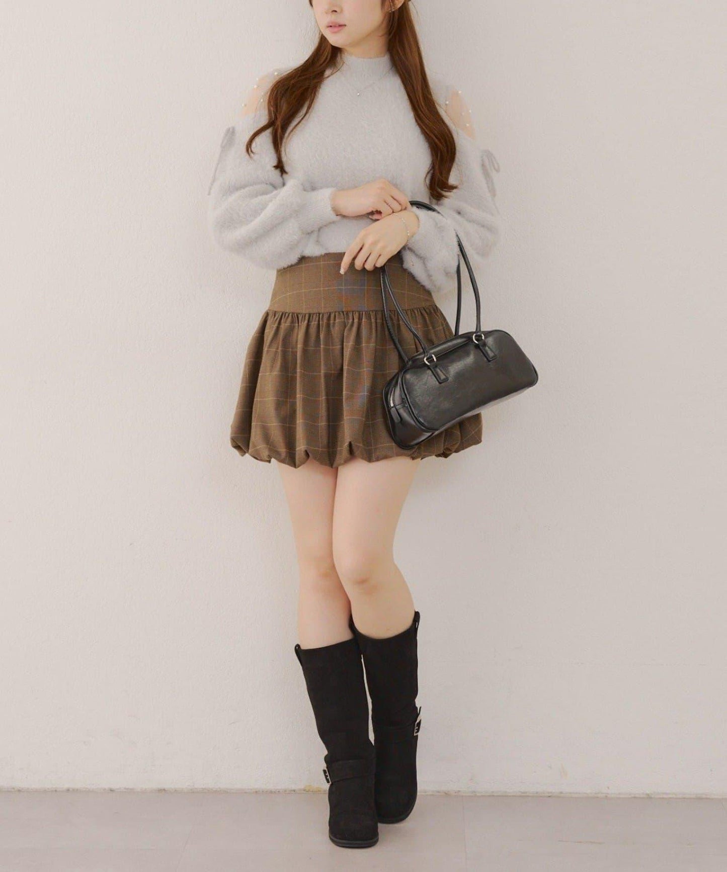 約會或應援活動首選【RMAF】顯身材露膚珍珠針織衫