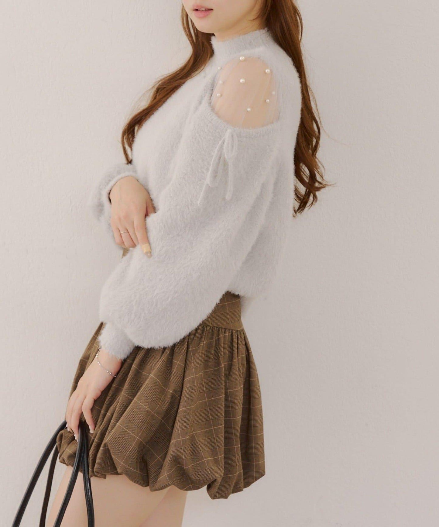 約會或應援活動首選【RMAF】顯身材露膚珍珠針織衫