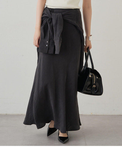 垂感喇叭裙