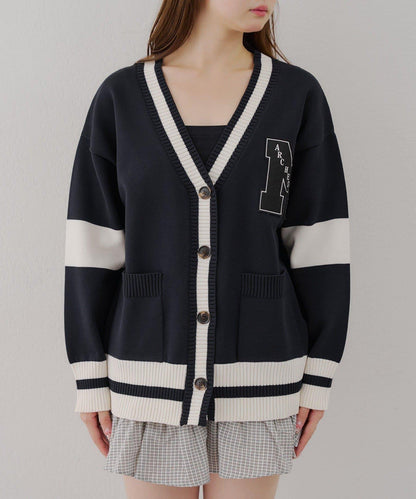 累計1萬件的人氣系列！【RMAF】字母開衫