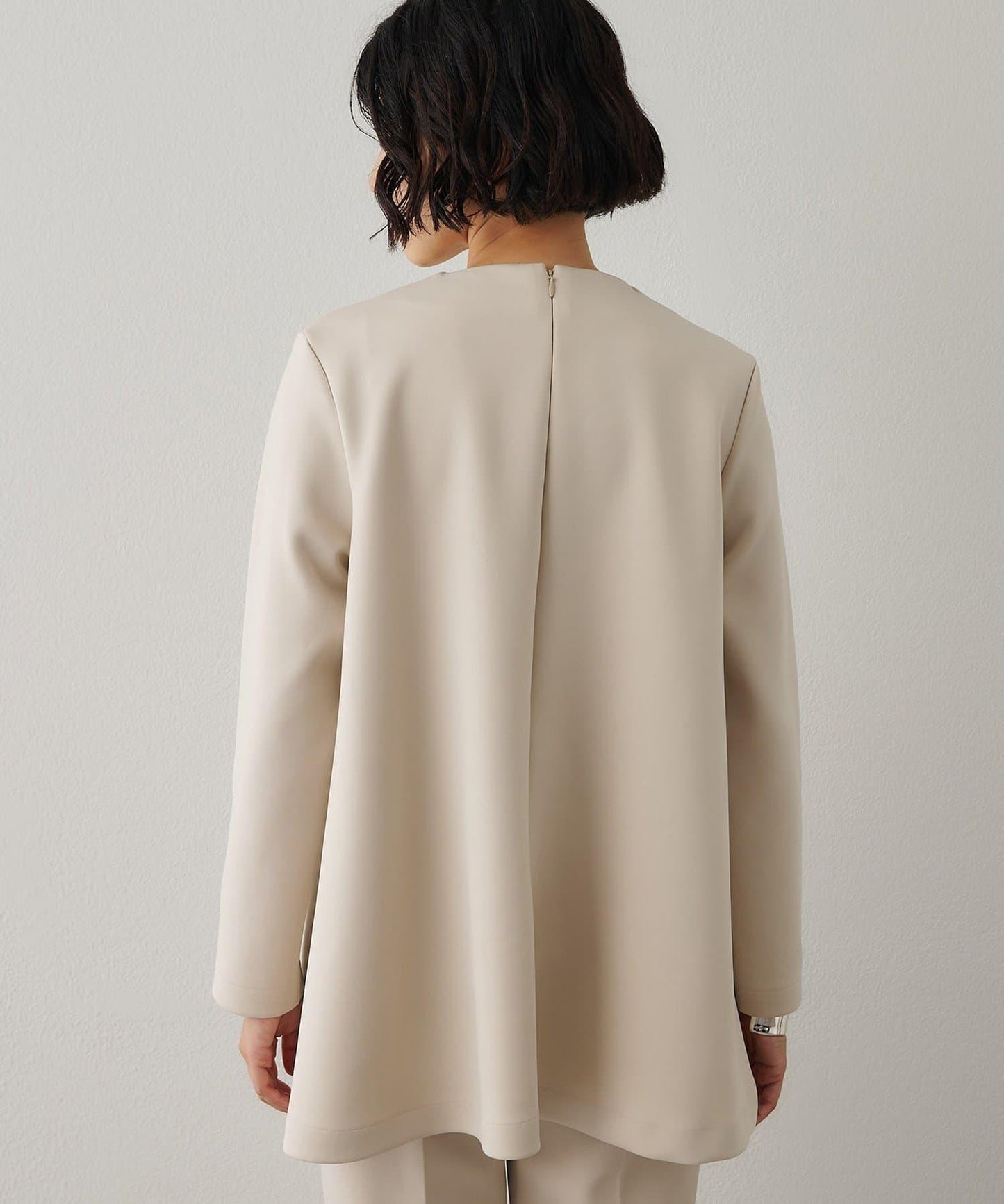 箱型喇叭袖套頭衫