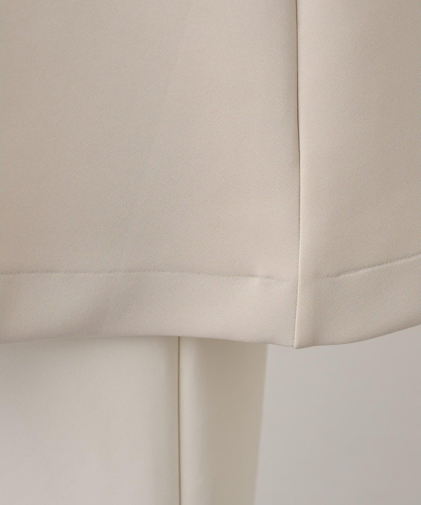 箱型喇叭袖套頭衫