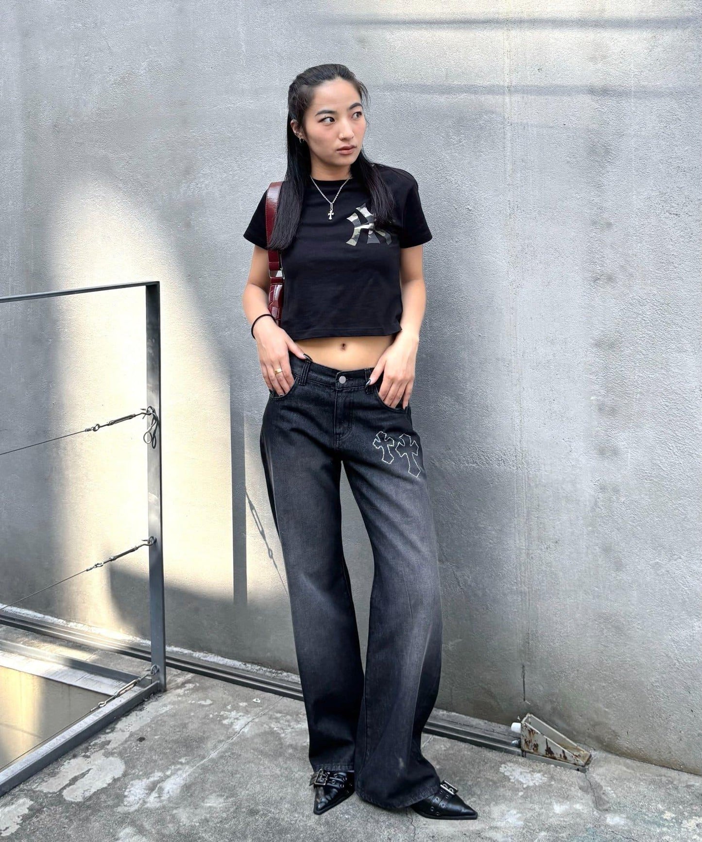 SLOPPY水鑽低腰牛仔褲