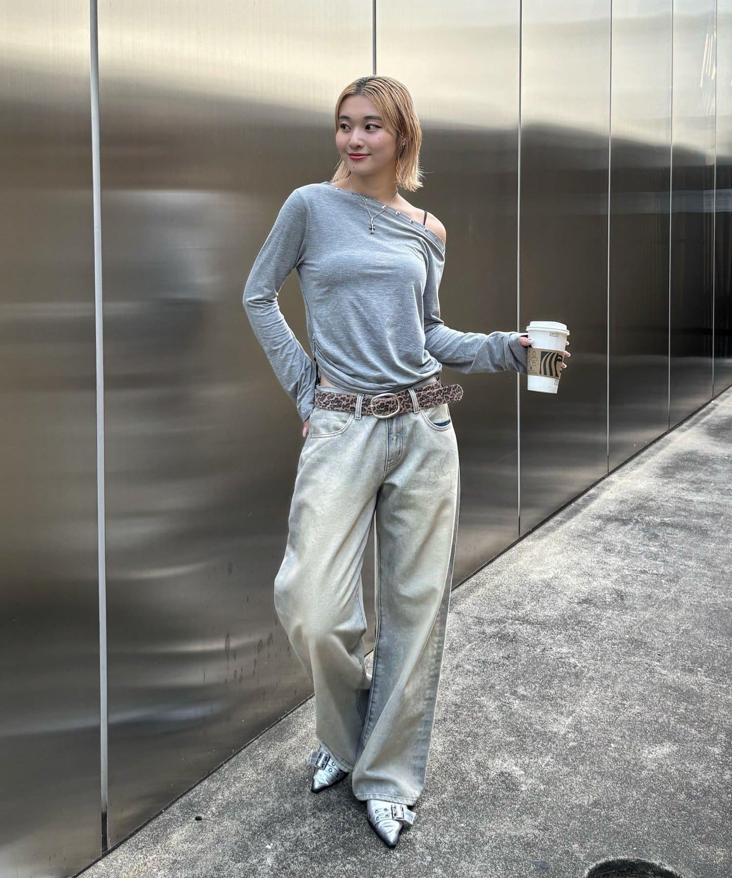 SLOPPY水鑽低腰牛仔褲