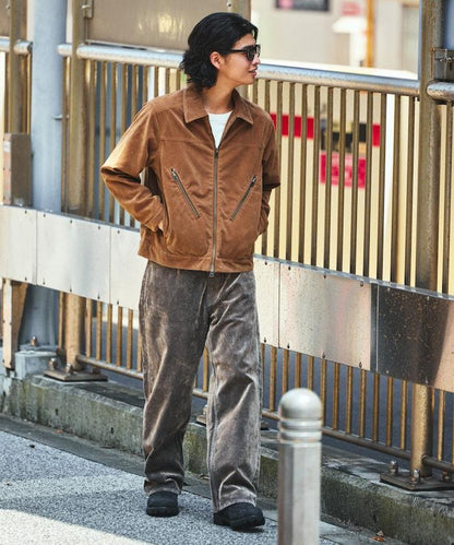 直筒版型植絨寬鬆牛仔褲