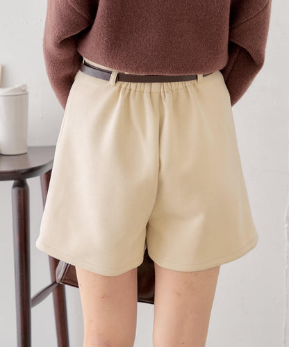 【Chico】附腰帶麂皮褶皺短褲