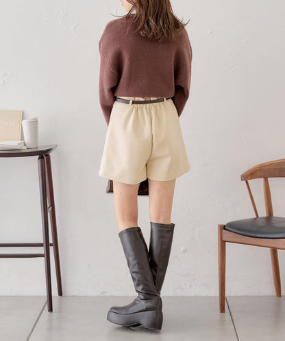 【Chico】附腰帶麂皮褶皺短褲