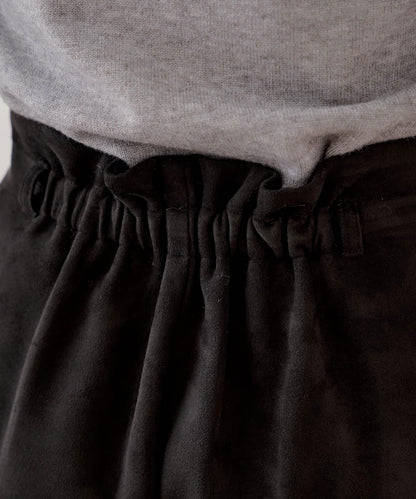 【Chico】附腰帶麂皮褶皺短褲