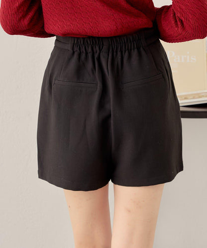 【Chico】帶吊飾褶皺短褲