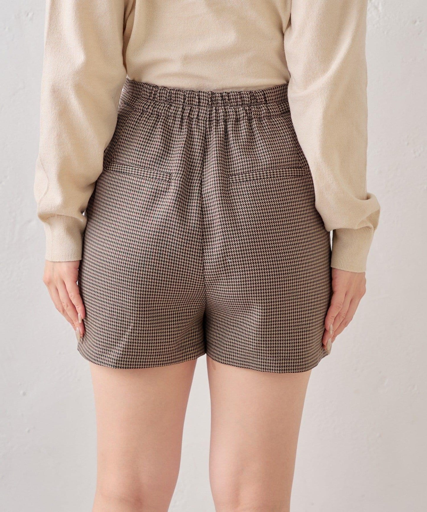 【Chico】帶吊飾褶皺短褲