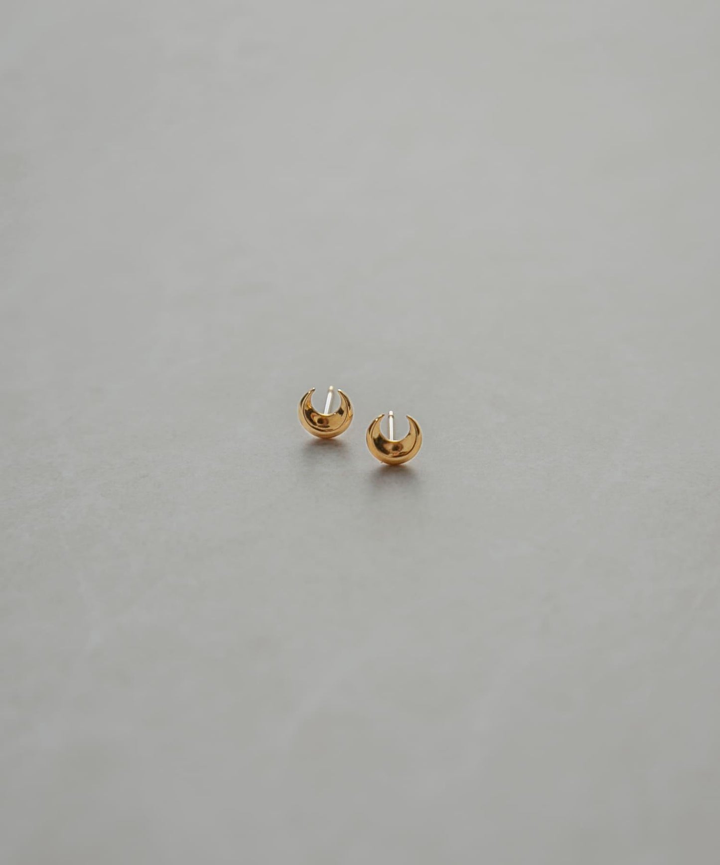 ff by decor urban research 月亮耳環