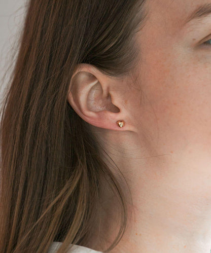 ff by decor urban research 愛心耳環