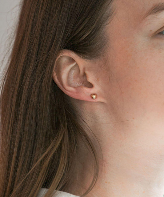 ff by decor urban research 愛心耳環