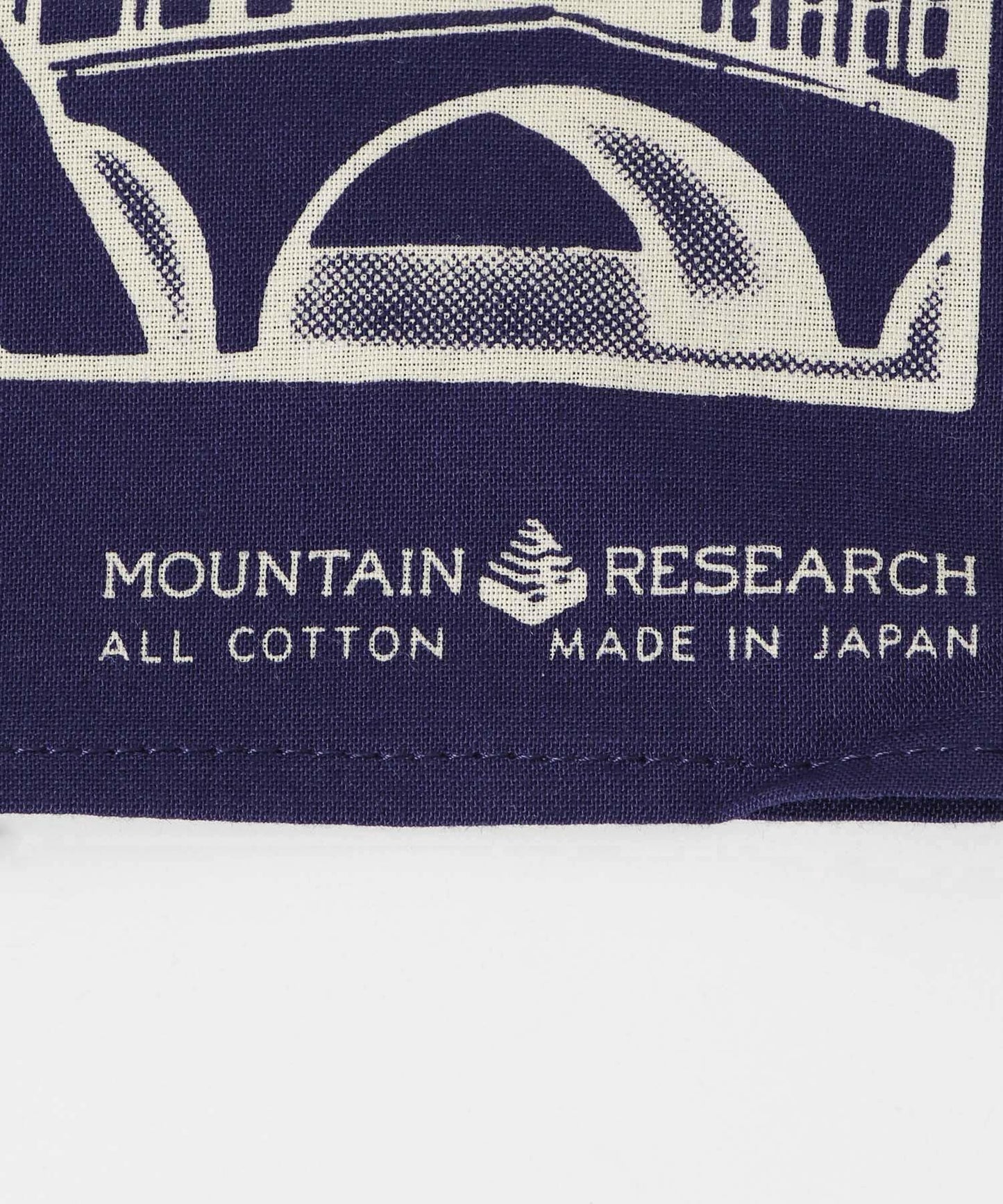 mountain research 印花方巾