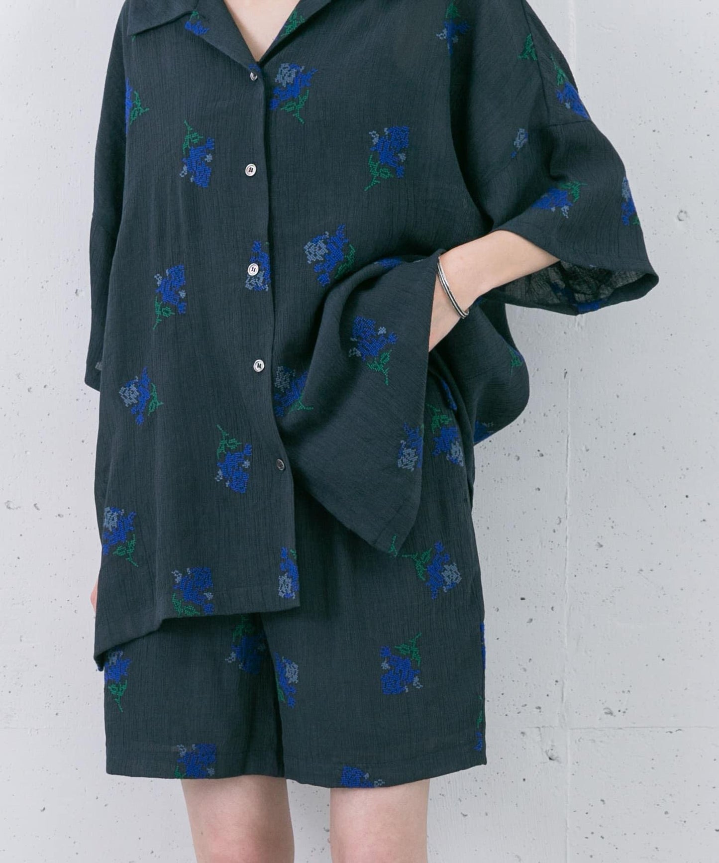 刺繡短褲
