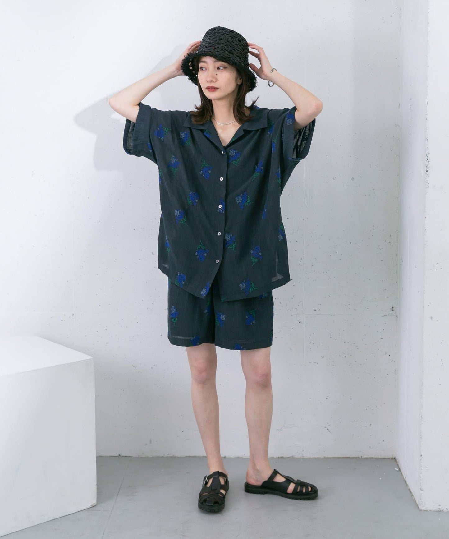 刺繡短褲
