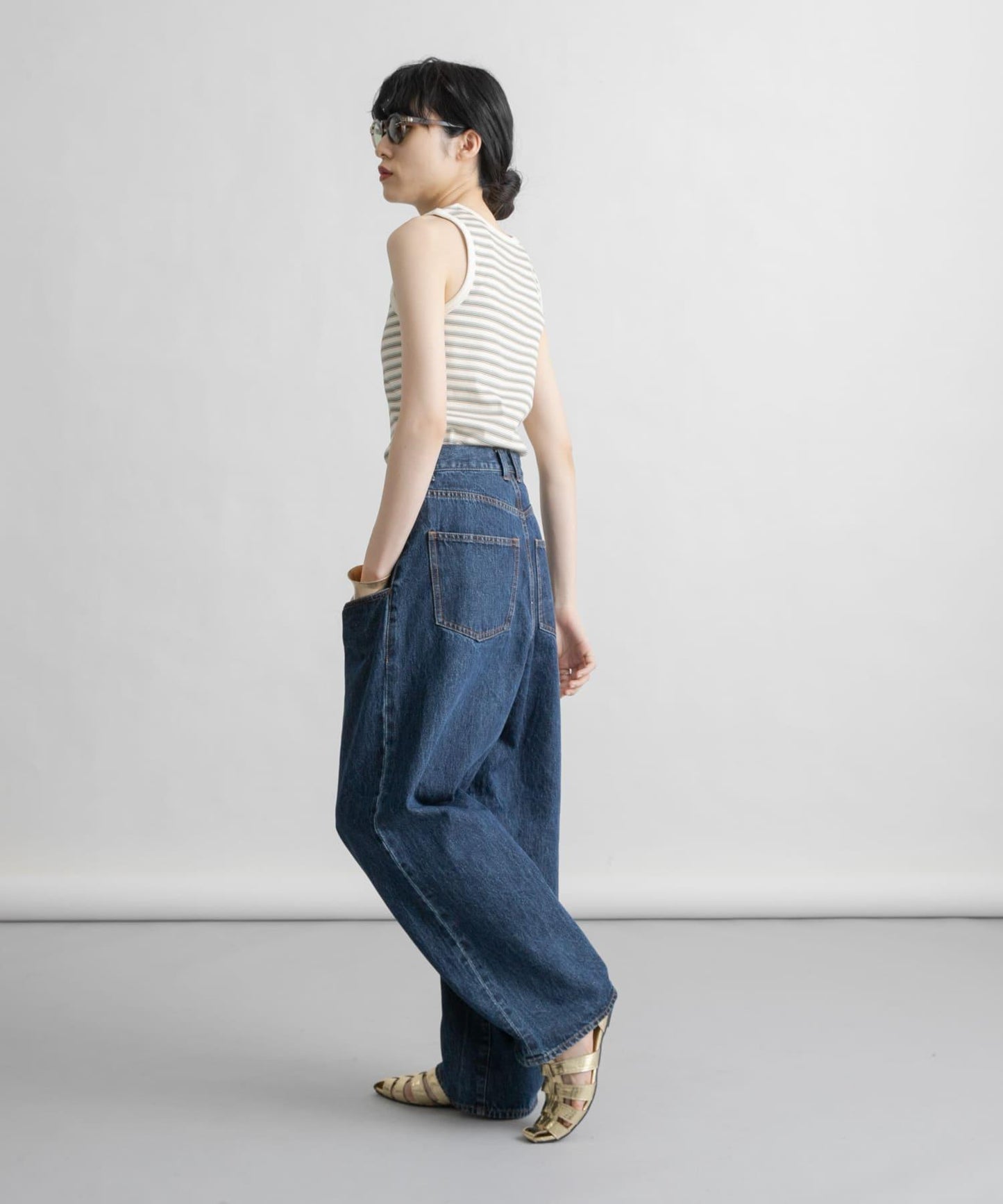 短款背心