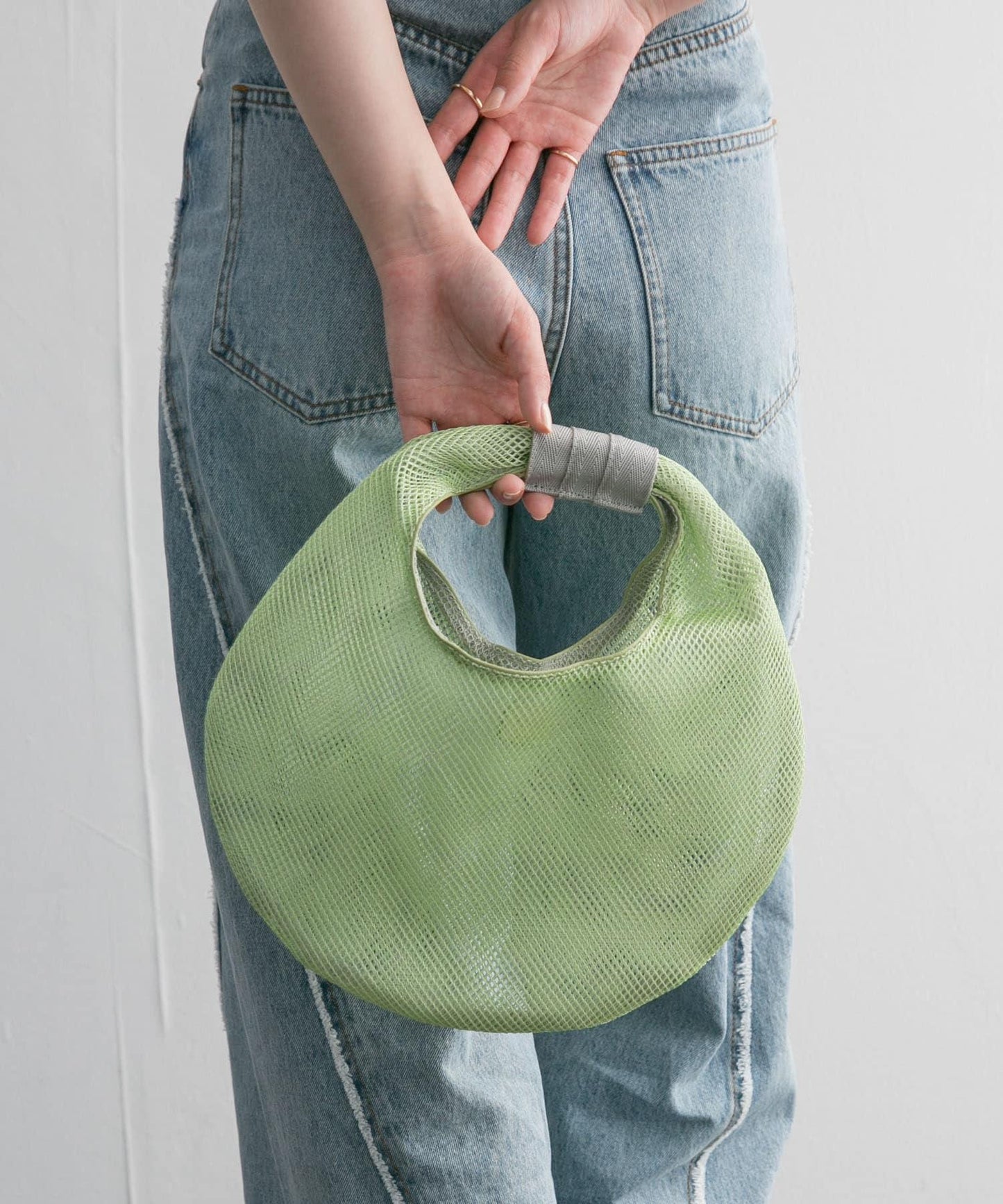 CONTROL FREAK 網眼圓形包