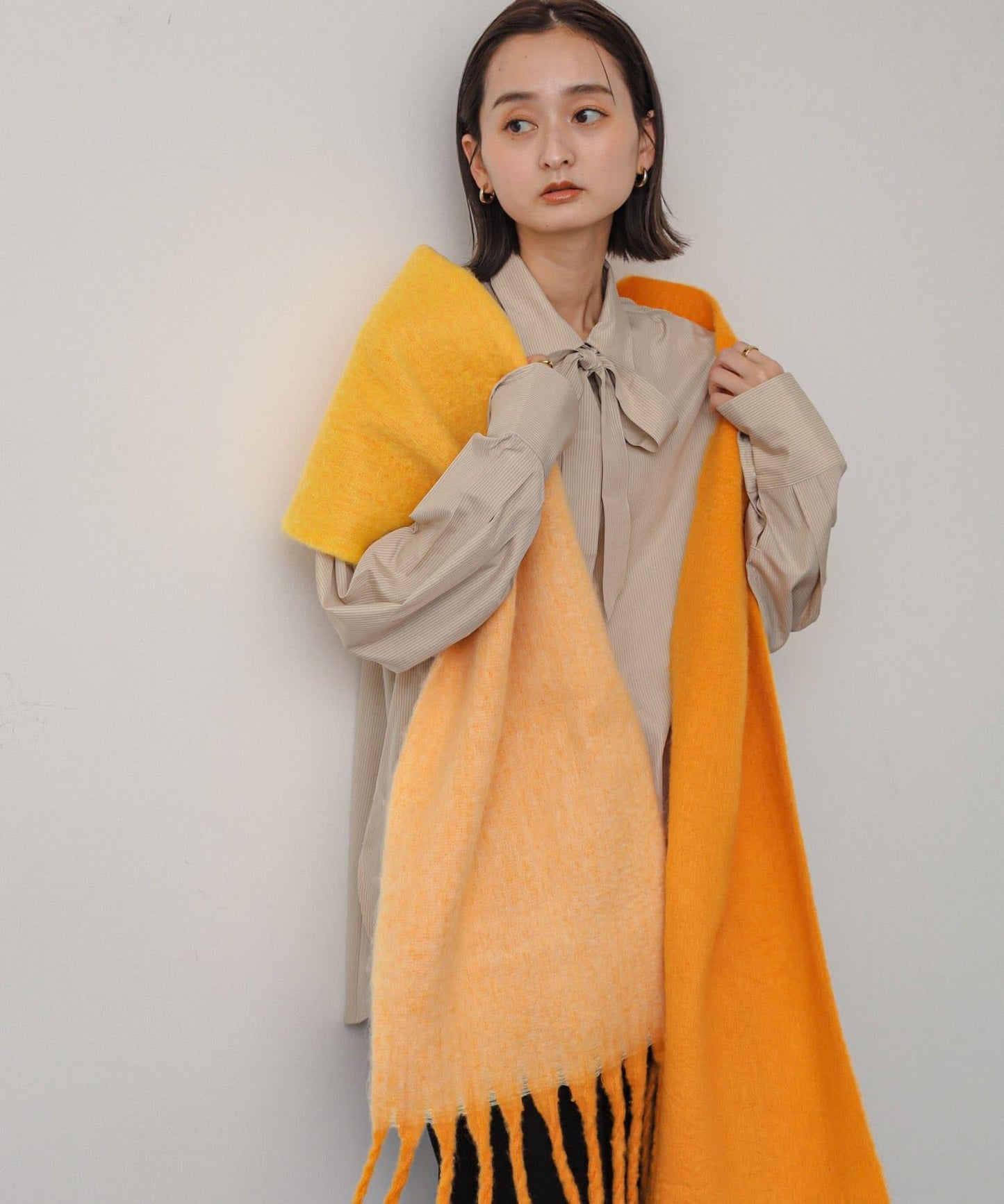 一部分色拼接條紋圍巾