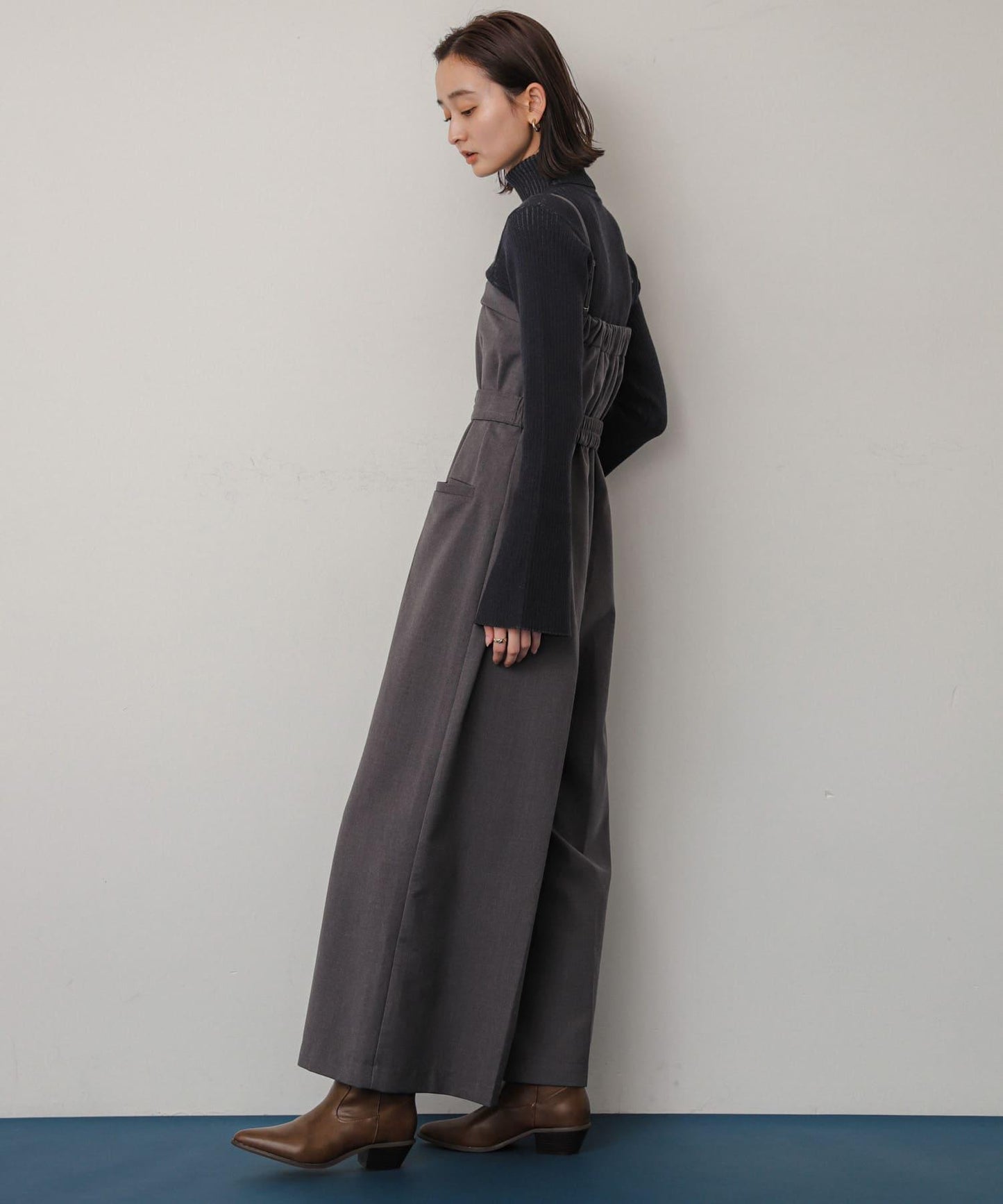 連體熊造型服