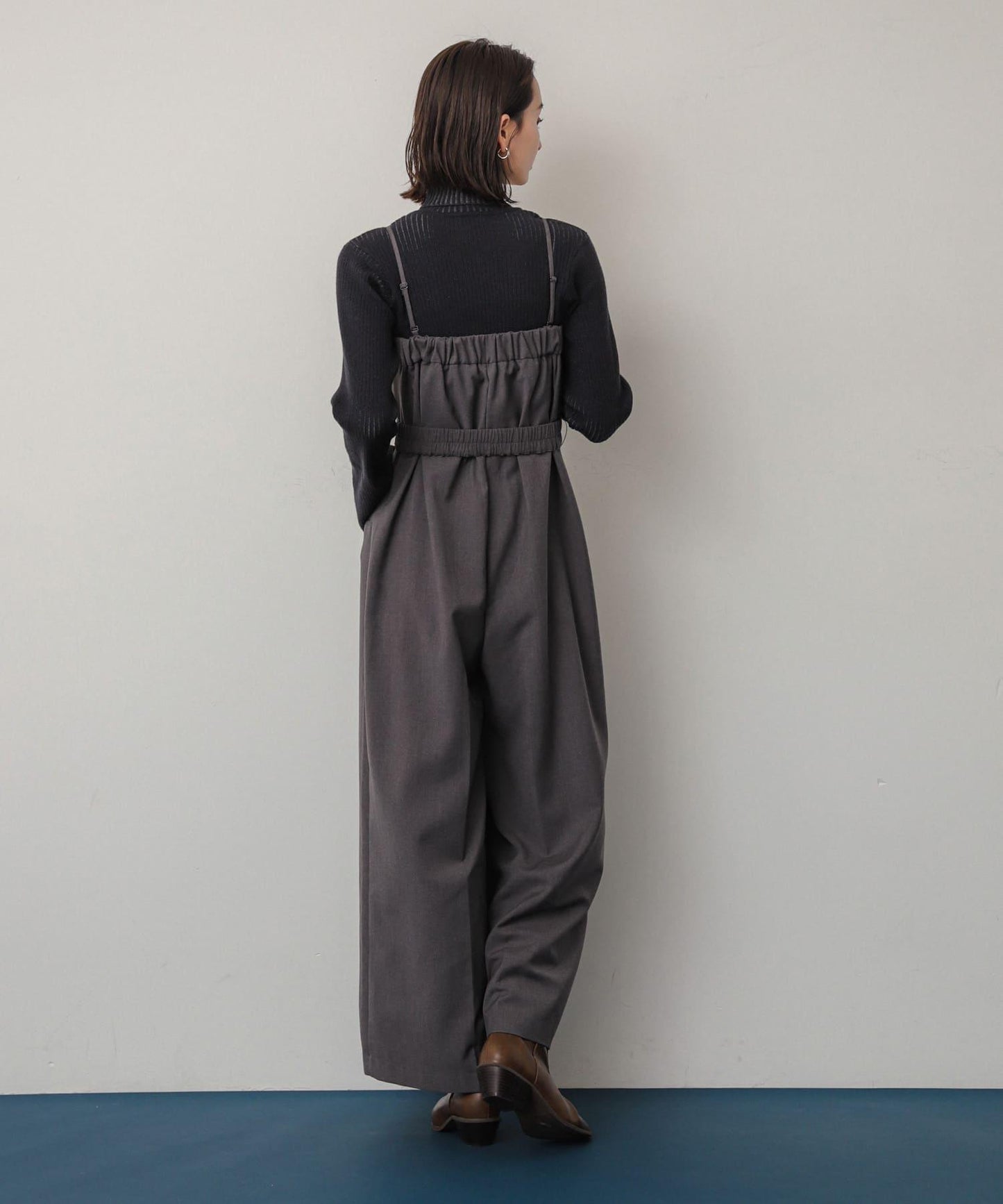 連體熊造型服