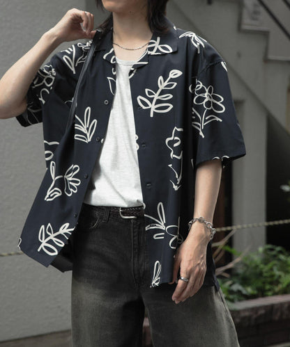 黑色花卉圖案短袖襯衫