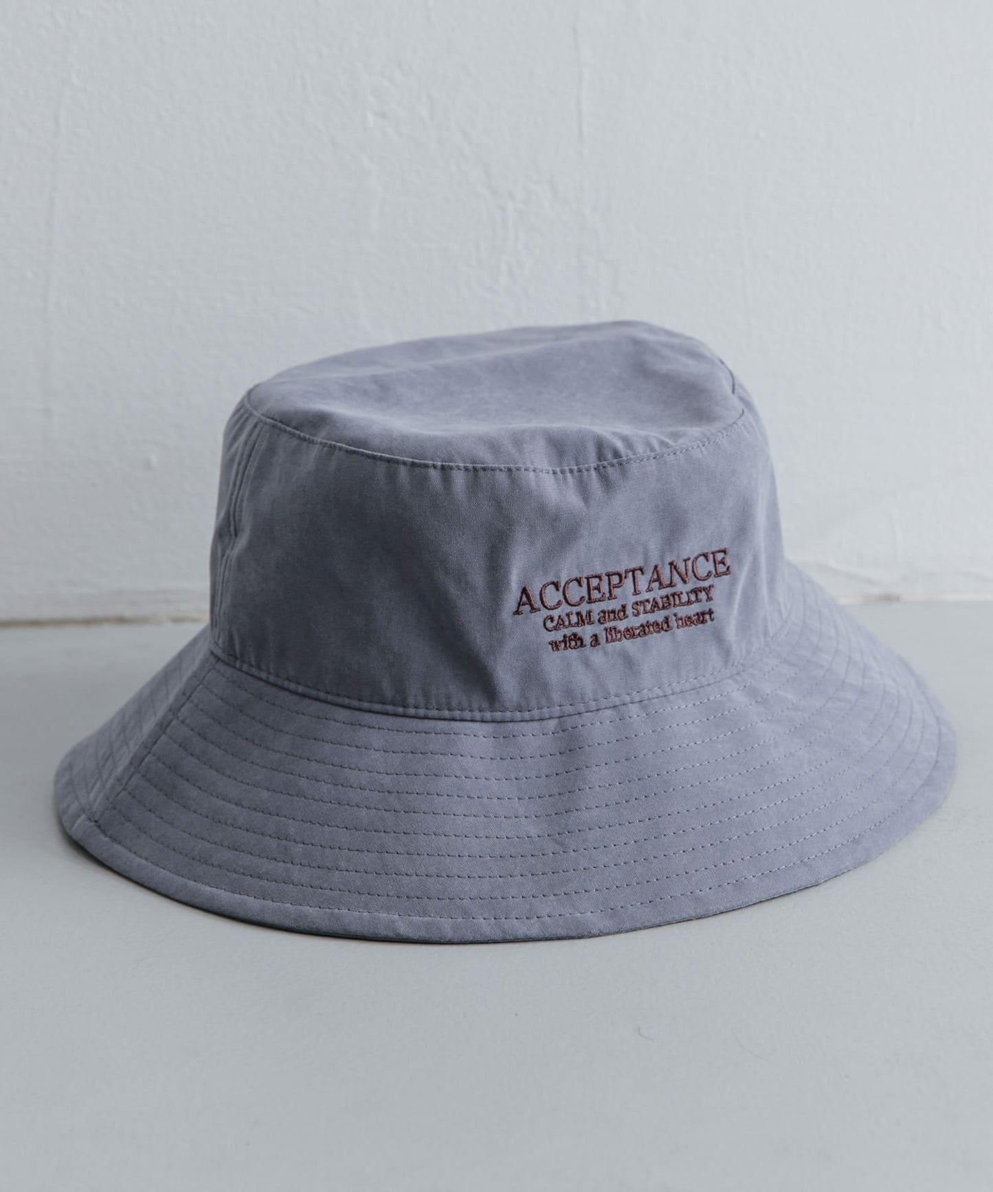 桃色絨毛標誌刺繡漁夫帽