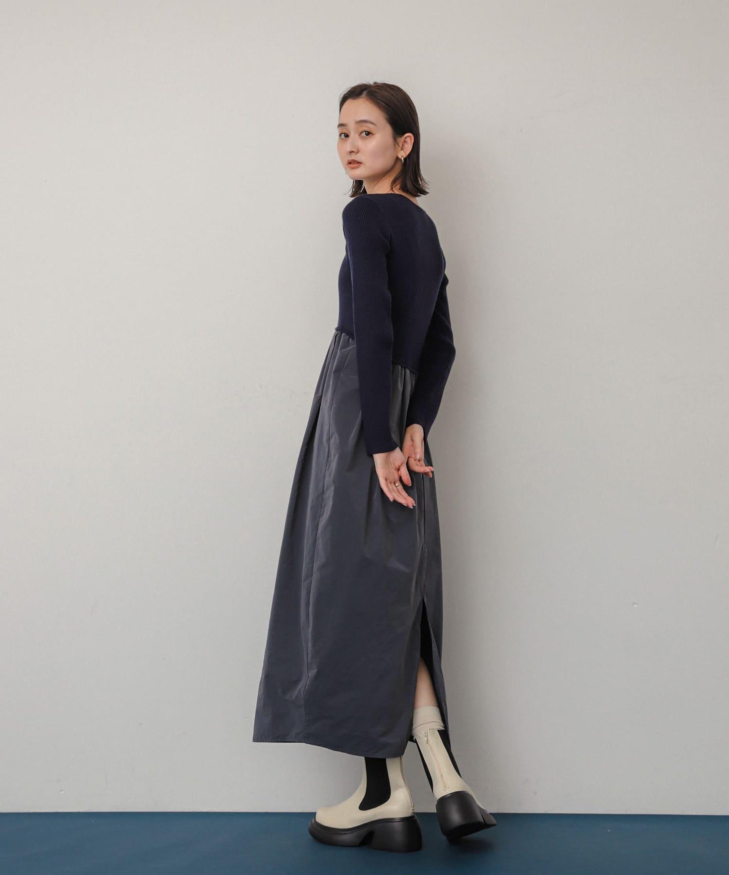 「除臭」側邊彈力厚底靴