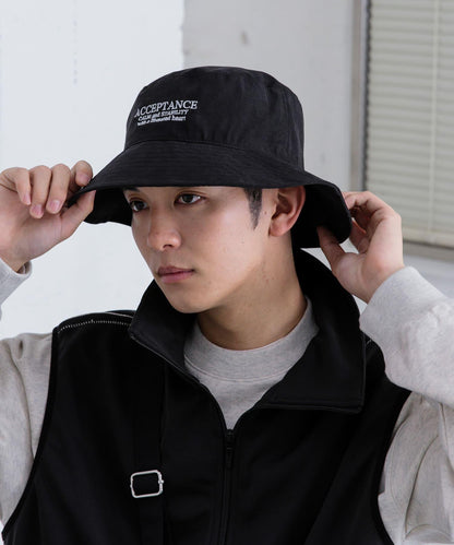 桃色絨毛標誌刺繡漁夫帽