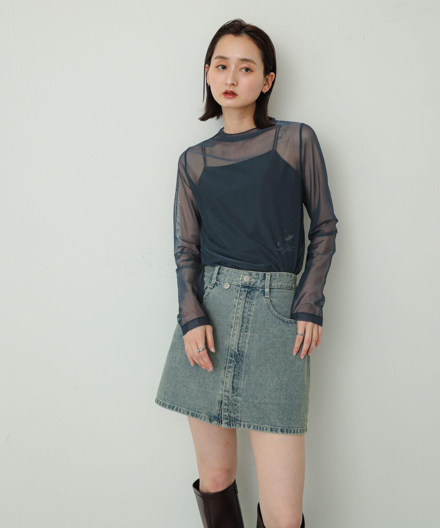 刺繡牛仔迷你裙