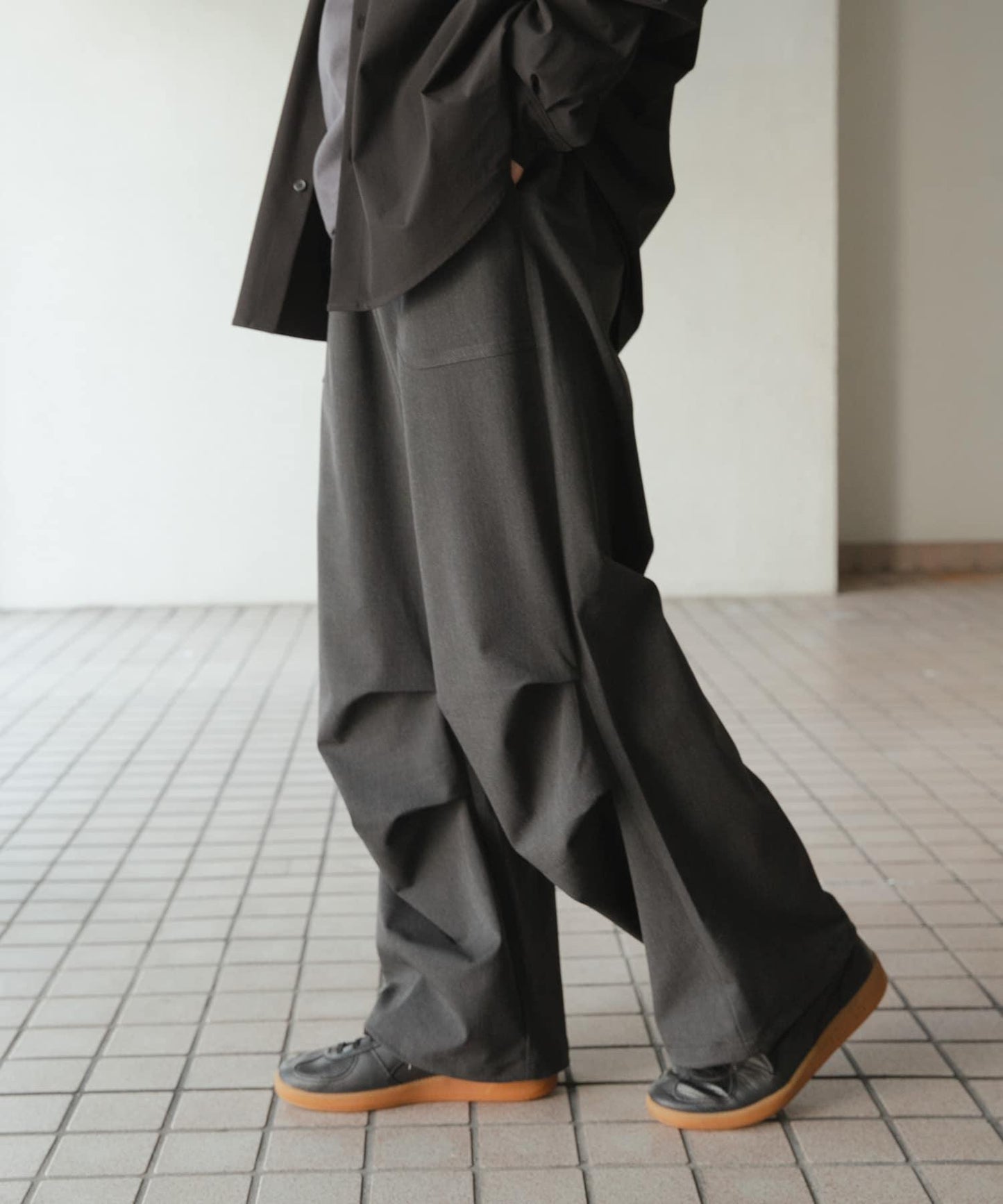 休閒傘形褲