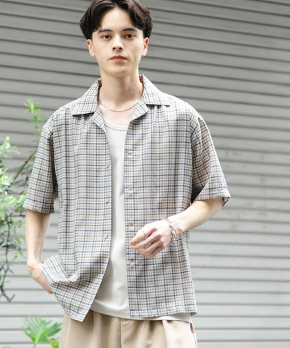 格紋開領短袖襯衫