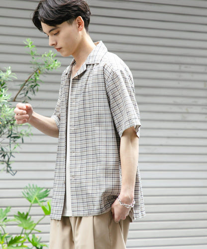 格紋開領短袖襯衫