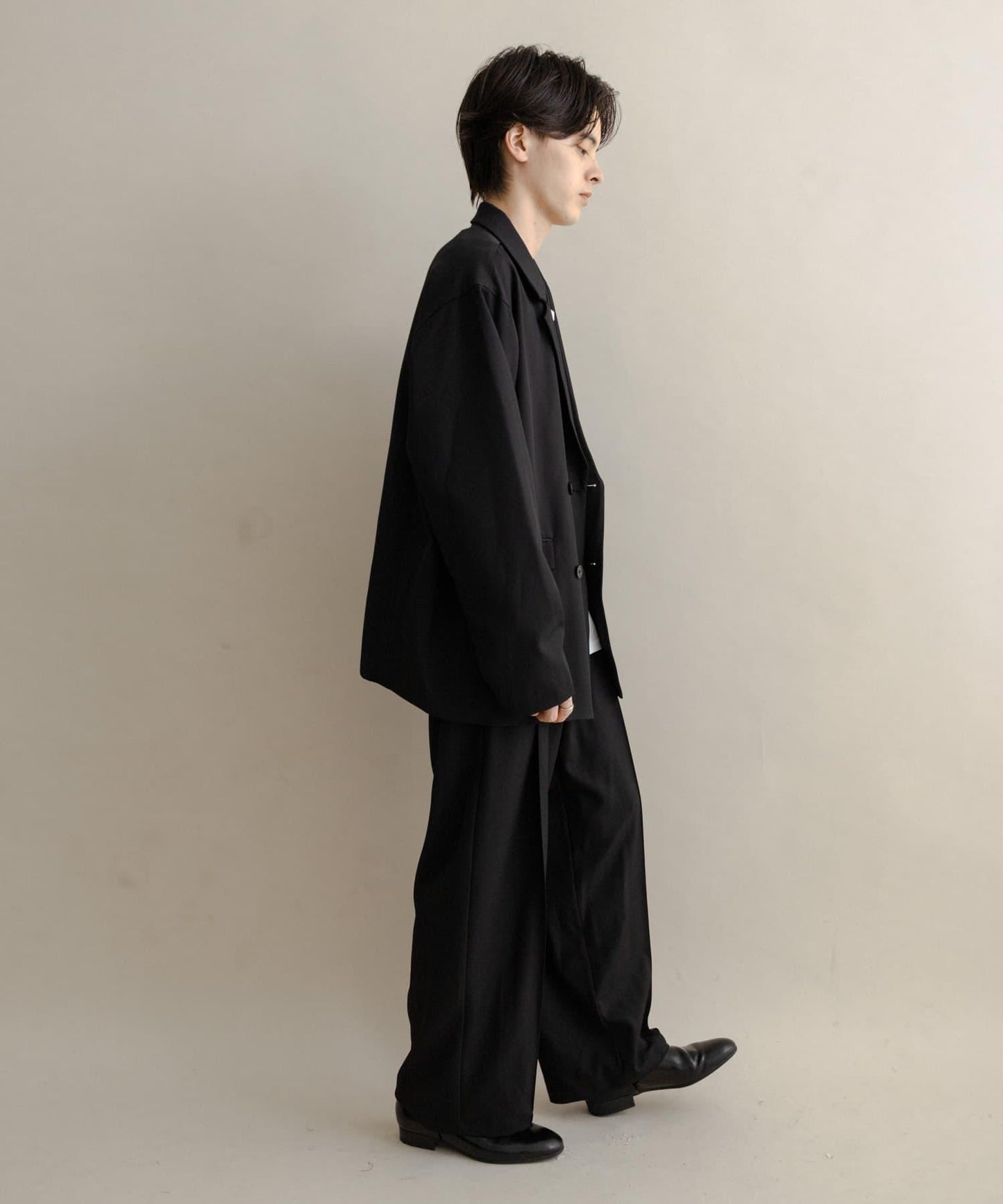 褶皺寬鬆長褲