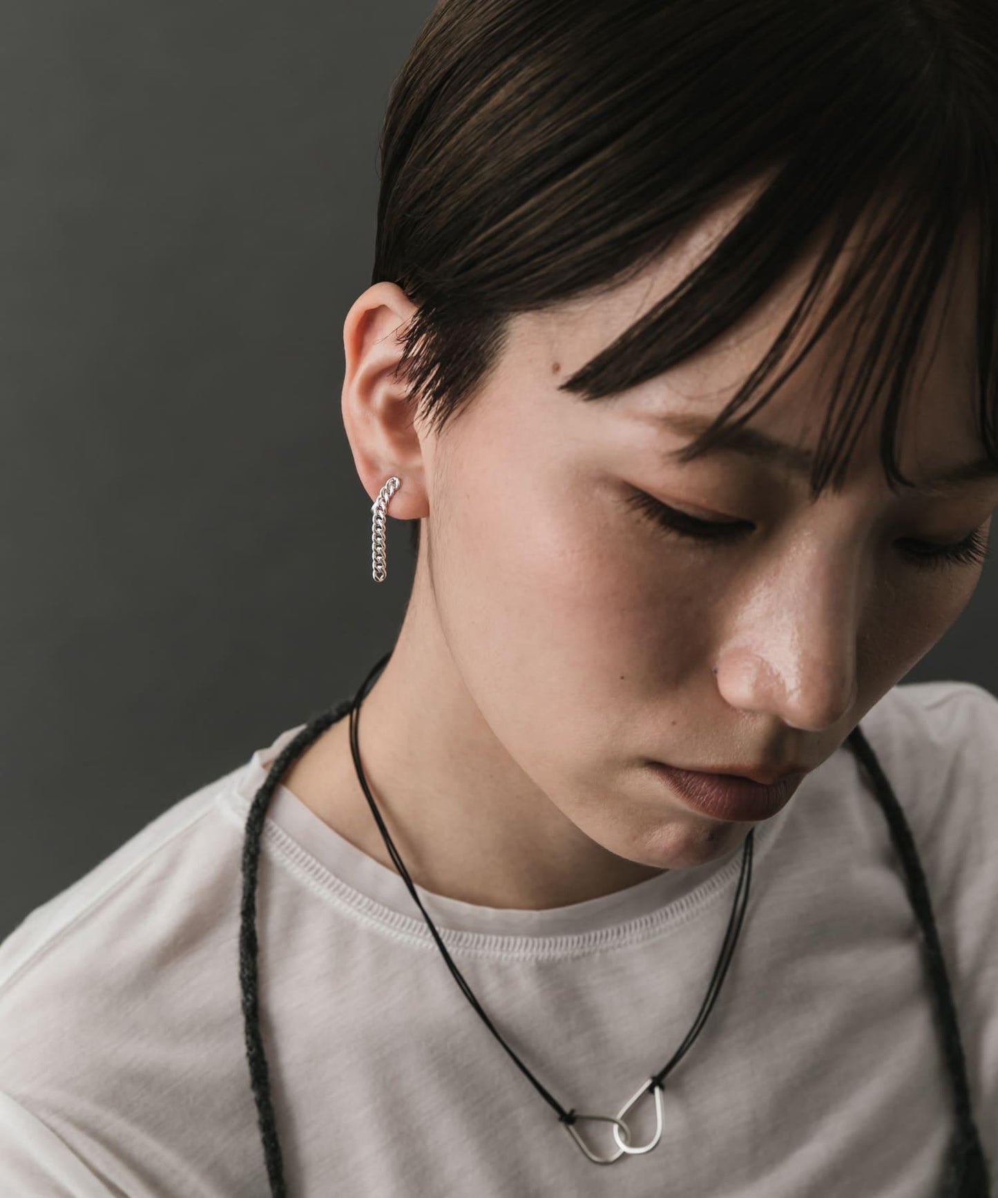 SMELLY so’不對稱鏈條耳環