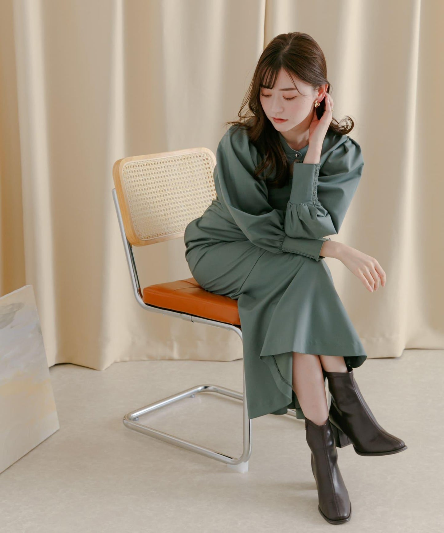 套裝連衣裙