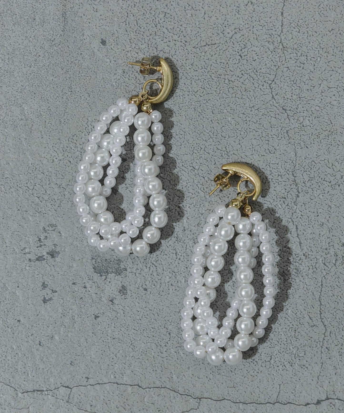 珍珠顆粒圓環耳環