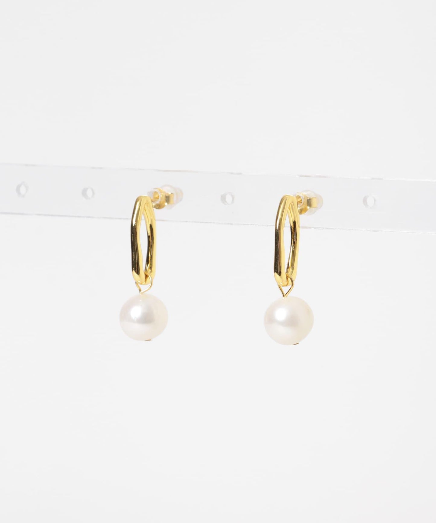 SMELLY so’珍珠水滴耳環