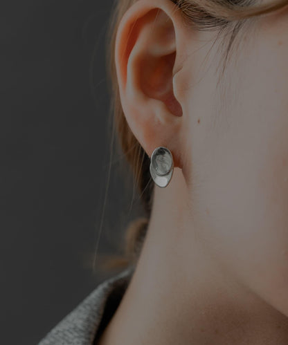 SMELLY so’ 扭紋金屬盤耳釘