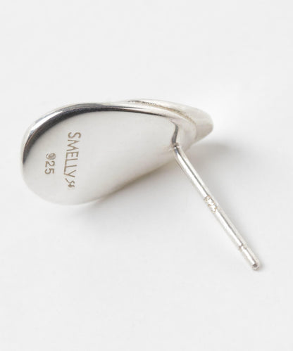 SMELLY so’ 扭紋金屬盤耳釘