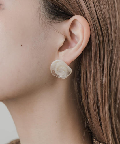 玫瑰造型樹脂耳環