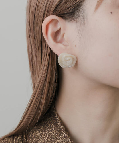 玫瑰造型樹脂耳環