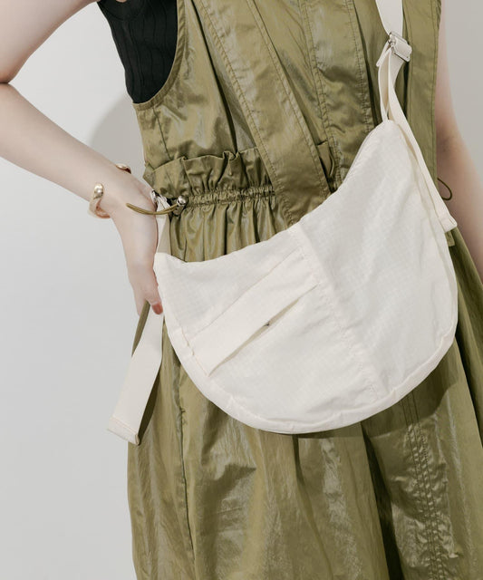 半月形尼龍單肩包